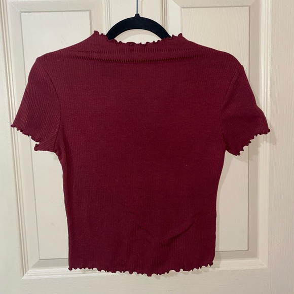 Mock neck cropped top - Picture 1 of 3